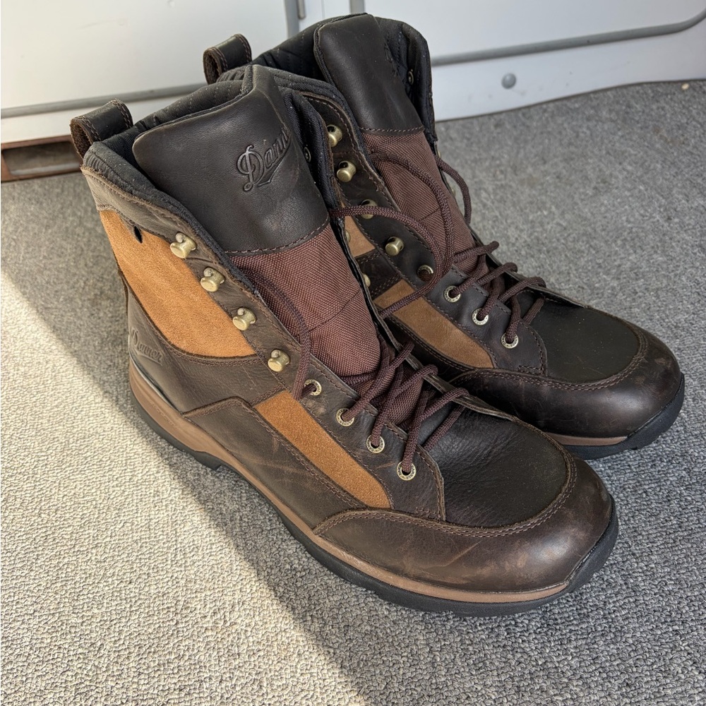 Danner Men's Two-Tone Leather Boots